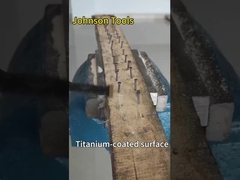 Deze machtige oscillerende stalen tand snijdt hout als boter.