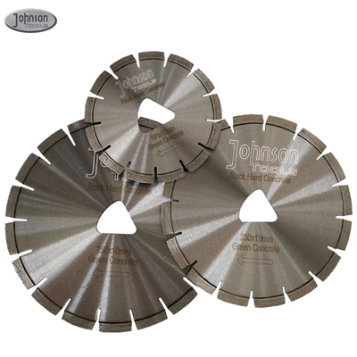 13.5“ Zachte Concrete de Zaagbladen van de Besnoeiingsdiamant voor Besnoeiings Groene Concrete Verbindingen