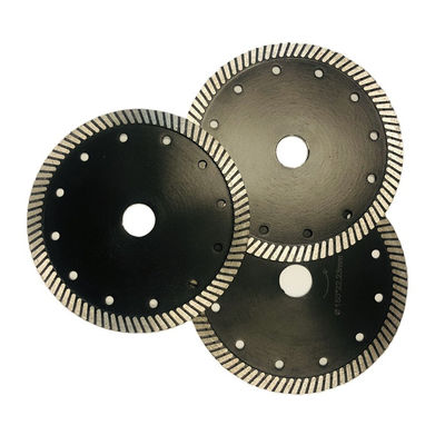150mm Turbo segmenteerde Gesinterd Diamond Stone Cutting Blades