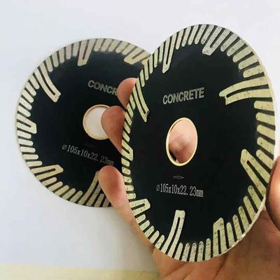 30CrMo 105mm de Turbo Hete die Pers van Diamond Saw Blades voor Beton wordt gesinterd